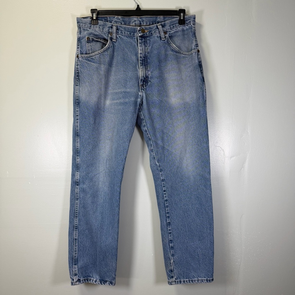 Wrangler Relaxed Fit Blue Jeans for Men 36x30